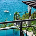 Artistic House With Pool * Jadranovo