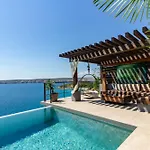 Artistic House With Pool