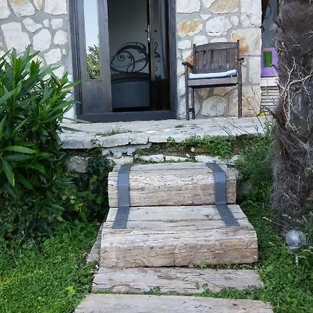 Holiday home Artistic House With Pool Jadranovo